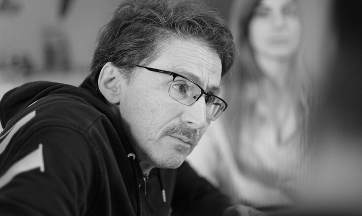 Podcast Πανικοβάλ | Δημήτρη Τάρλοου, πώς νιώθεις που σκηνοθετείς για πρώτη φορά στην Επίδαυρο; Podcast Πανικοβάλ | Δημήτρη Τάρλοου, πώς νιώθεις που σκηνοθετείς για πρώτη φορά στην Επίδαυρο;